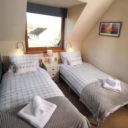 Rowan Cottage Self Catering Portree Esterno foto